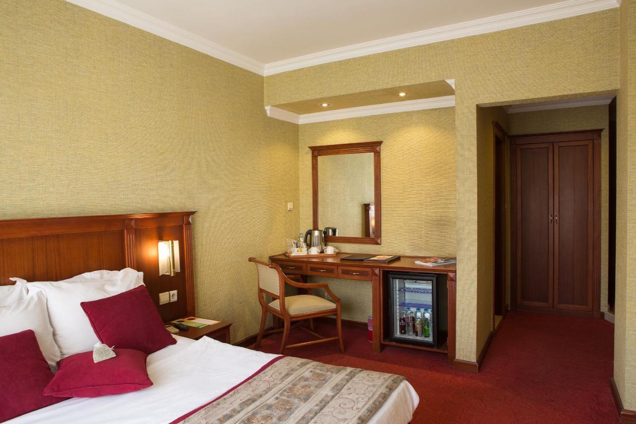Elit Palas Hotel Ankara Exteriör bild