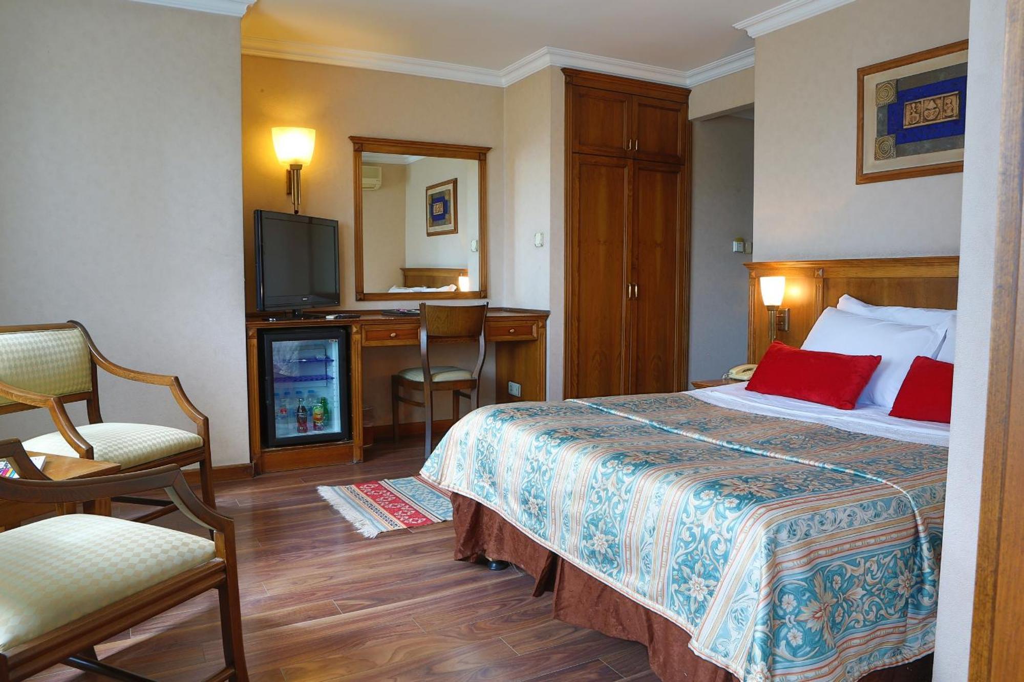 Elit Palas Hotel Ankara Exteriör bild