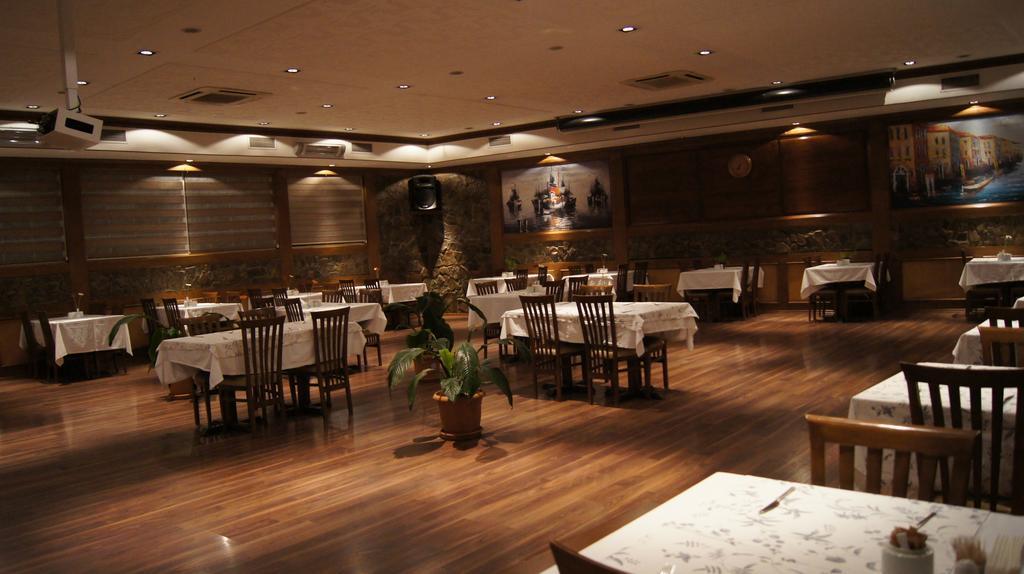 Elit Palas Hotel Ankara Exteriör bild